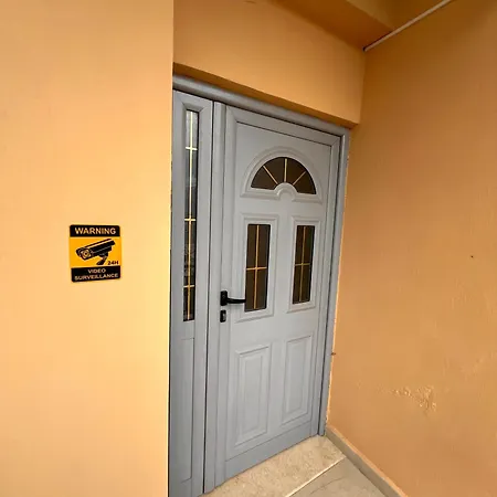 Kapo Apartment