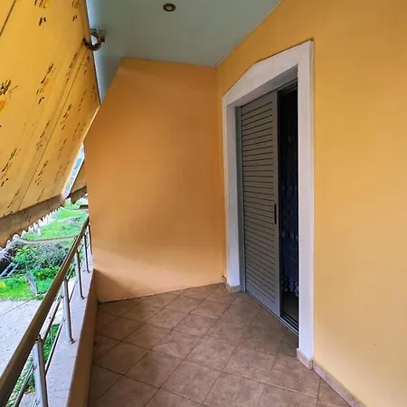 Lägenhet Kapo Gjirokastër